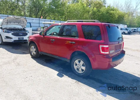 2011 Ford Escape Xlt from USA, damaged, VIN 1FMCU9DG6BKB34611